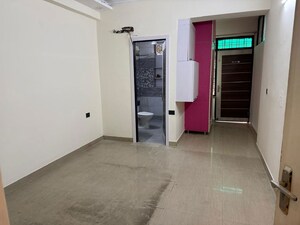 Room in 2 BHK Independent House at Patwari – for Rent