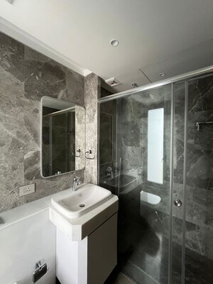 Bathroom in 4 BHK Apartment at Rustomjee Crown, Prabhadevi – for Sale