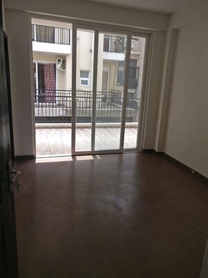 Room in 3 BHK Builder Floor at Omaxe New Chandigarh, North Mullanpur – for Sale
