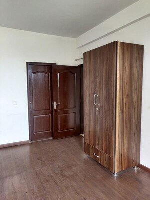 Room in 3 BHK Builder Floor at Omaxe New Chandigarh, North Mullanpur – for Sale