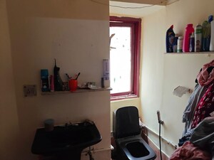 Attached Bathroom in 3.5 BHK Apartment at Patparganj – for Sale