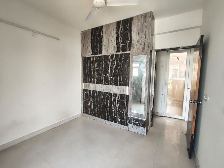 Room, signature-global-park 2 Bedroom 822 Sq.Ft. Builder Floor In Sohna Sector 36 Gurgaon 10411539