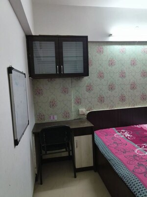 Furnished Amenities in 1 BHK Apartment at Essen Shonest Towers, Wakad – for Rent