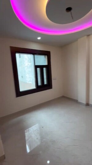 Room in 3 BHK Builder Floor at Sant Nagar – for Sale