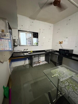 Team Area in 2 BHK Apartment at Sunshine Park, Balewadi – for Rent