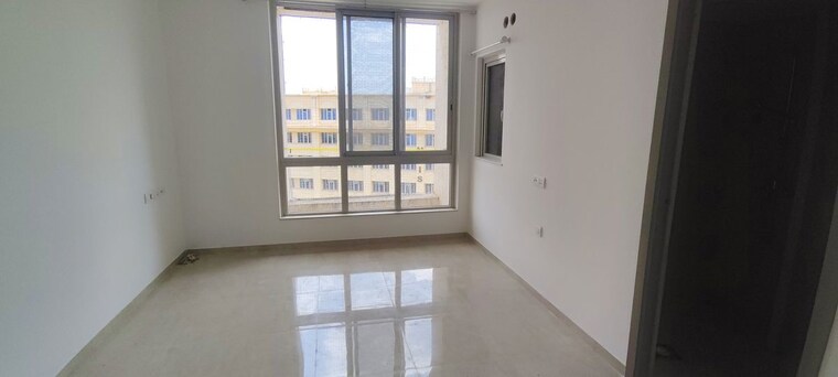 Master Bedroom, hiranandani-estate-rodas-enclave 2 Bedroom 727 Sq.Ft. Apartment In Ghodbunder Road Thane 10411598