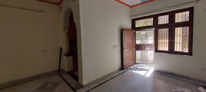  2 BHK Independent House at Vasundhara Sector 3 – for Rent