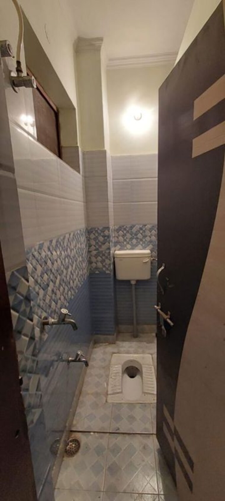 Bathroom, vasundhara sector 3 2 Bedroom 1250 Sq.Ft. Independent House In Vasundhara Sector 3 Ghaziabad 10377994