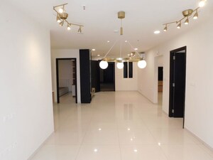 Room in 3 BHK Apartment at Rajapushpa Provincia, Narsingi – for Rent