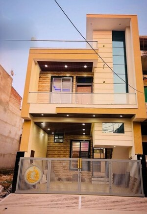 2.5 BHK Builder Floor For Sale in Maulviganj