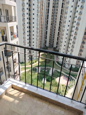 Balcony in 1 BHK Apartment at Amrapali Ivory Heights, Amrapali Dream Valley – for Rent