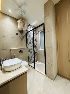 Bathroom in 3 BHK Builder Floor at BPTP Green Oaks, Sector 70a – for Sale