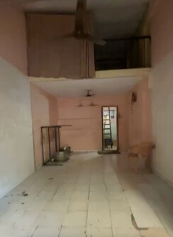 Retail Shop For Rent in Silver Oaks Apartment