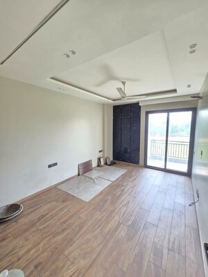Room in 4 BHK Builder Floor at Ansal API Esencia, Sector 67 – for Sale