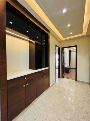 Room in 3 BHK Builder Floor at Anant Raj Ashok Estate, Sector 63a – for Sale