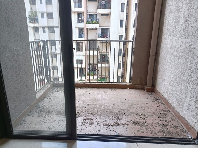 Balcony, lodha-palava-city 2 Bedroom 735 Sq.Ft. Apartment In Dombivli East Thane 10411500