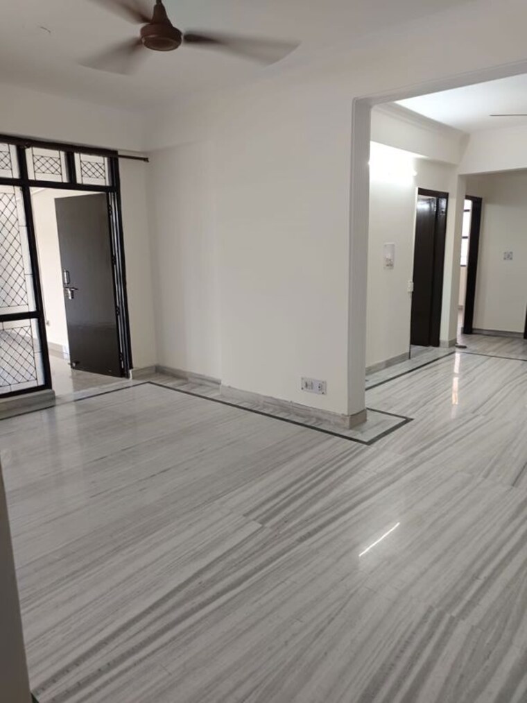 Room, dwarka 4 Bedroom 2000 Sq.Ft. Apartment In Dwarka Delhi 10411680
