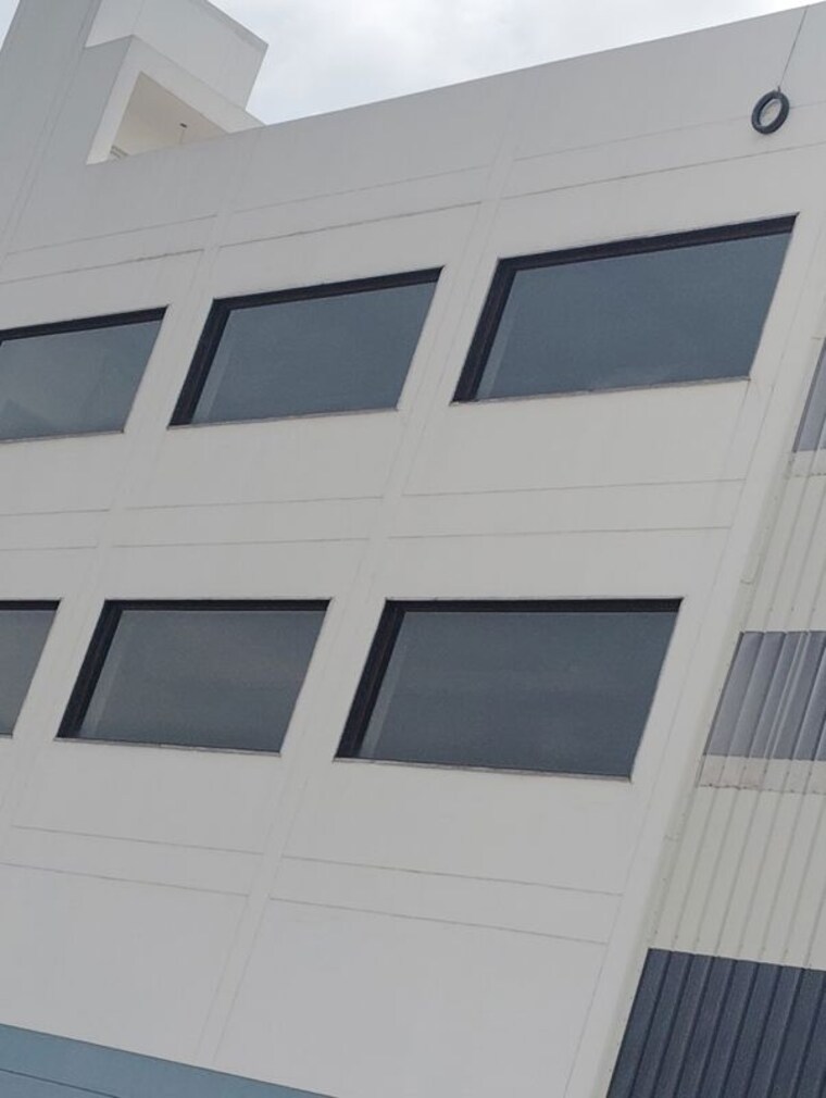 undefined, sector 10 Commercial Warehouse 4500 Sq.Ft. In Sector 10 Faridabad 10411696