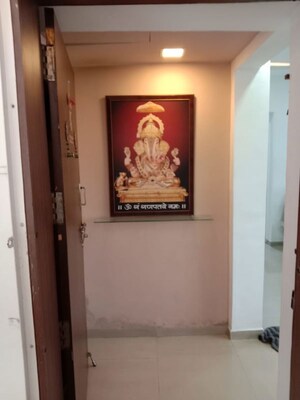 Room in 2 BHK Apartment at Pristine Fontana, Bavdhan – for Rent