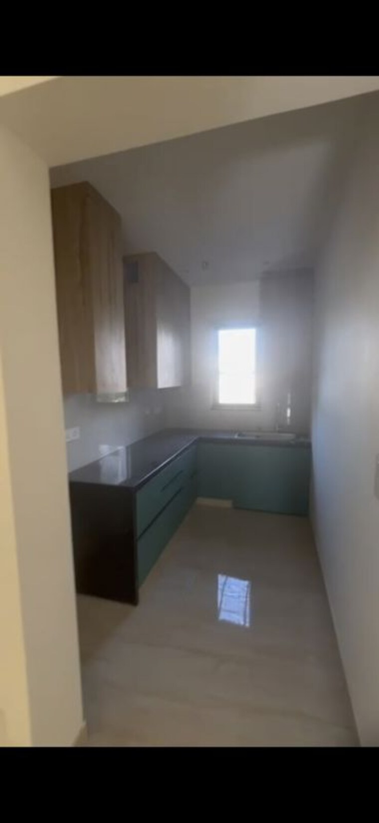 Kitchen, bptp-district-faridabad 3 Bedroom 1200 Sq.Ft. Builder Floor In Sector 81 Faridabad 10411716