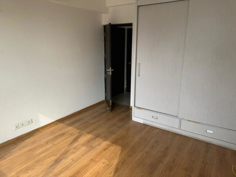 Room, m3m-escala 2.5 Bedroom 1640 Sq.Ft. Apartment In Sector 70a Gurgaon 10235811