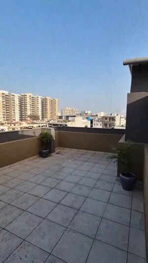 Terrace in 3.5 BHK Builder Floor at Ardee City, Sector 52 – for Sale