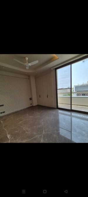 Room in 4 BHK Builder Floor at Greater Kailash I – for Rent