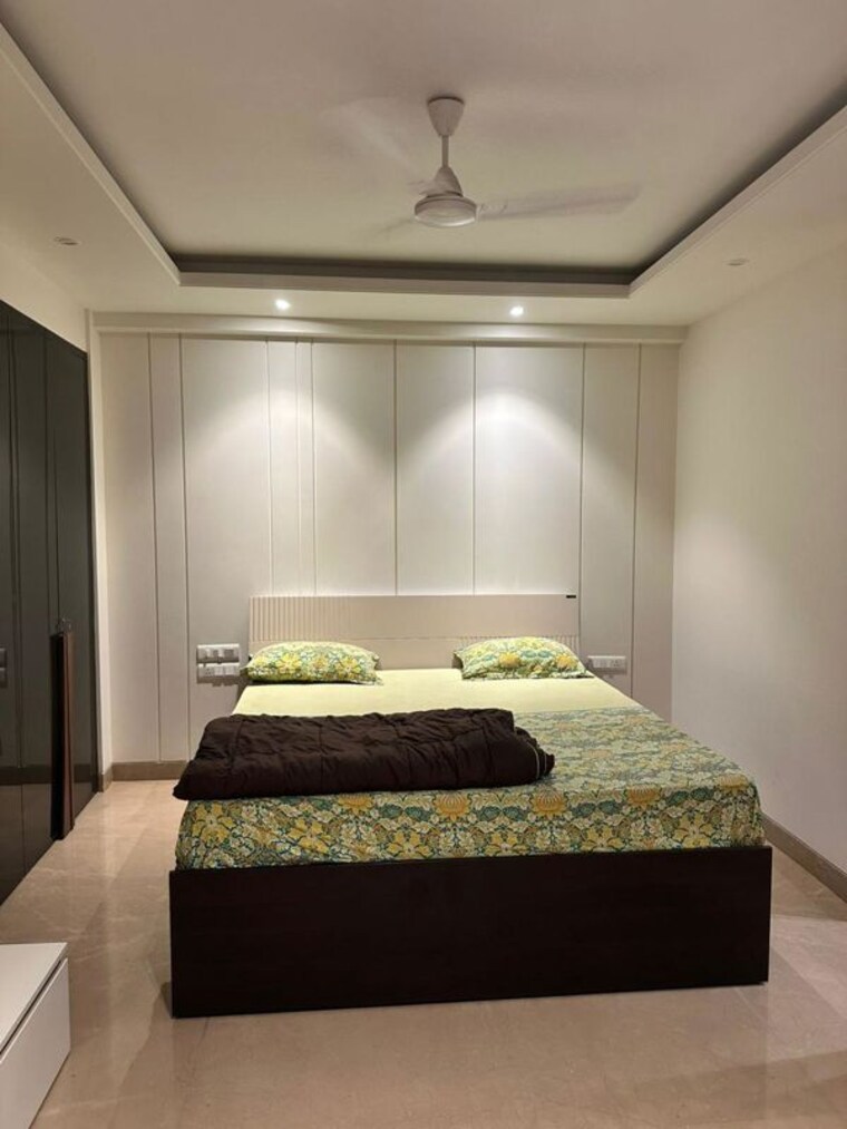 Bedroom, ansal-api-esencia 5 Bedroom 500 Sq.Yd. Builder Floor In Sector 67 Gurgaon 10215671