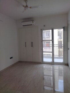 3 BHK Apartment For Sale in Sector 5 Wave City