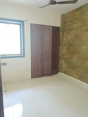 Bedroom in 1.5 BHK Apartment at Raghukul Society, Kalwa – for Rent