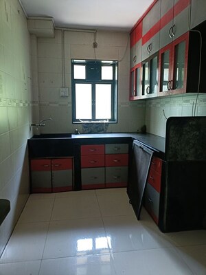 Kitchen in 1.5 BHK Apartment at Raghukul Society, Kalwa – for Rent