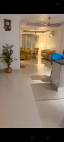 3 BHK + Pooja Room,Servant Room,Extra Room Builder Floor For Rent in Amar Colony