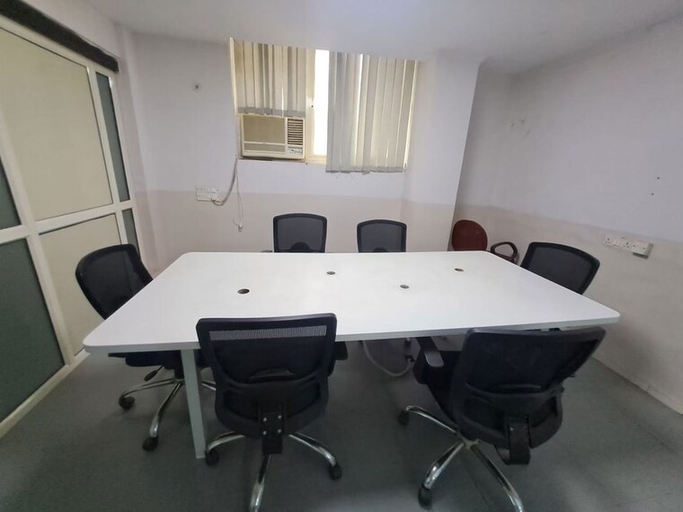 Team Area, sector 63 Commercial Office Space 2200 Sq.Ft. In Sector 63 Noida 10411752