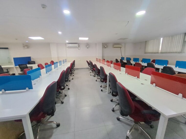 Team Area, sector 63 Commercial Office Space 2200 Sq.Ft. In Sector 63 Noida 10411752