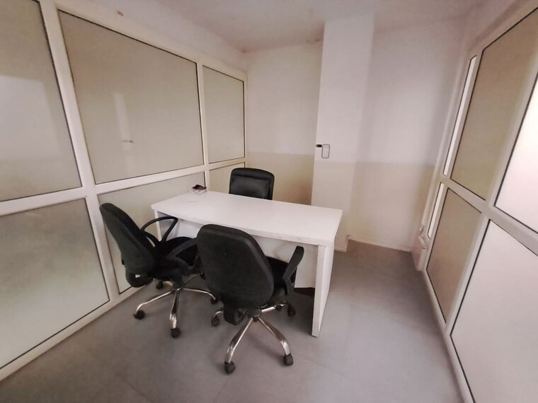Team Area, sector 63 Commercial Office Space 2200 Sq.Ft. In Sector 63 Noida 10411752