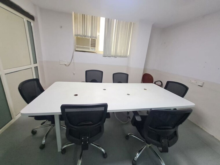 Team Area, sector 63 Commercial Office Space 2200 Sq.Ft. In Sector 63 Noida 10411752