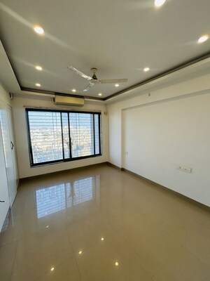 Room in 2 BHK Apartment at BrahmaCorp F Residences Phase II, Kalyani Nagar – for Rent