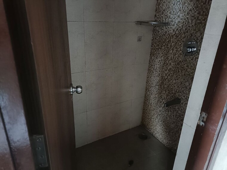 Bathroom, lodha-lakeshore-greens 1 Bedroom 520 Sq.Ft. Apartment In Dombivli East Thane 10411767