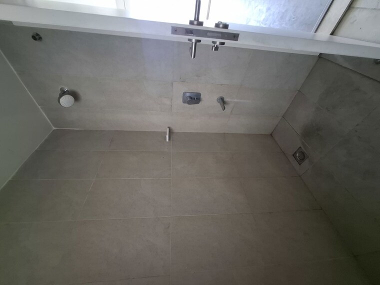 Bathroom, ireo-the-corridors 3 Bedroom 1727 Sq.Ft. Apartment In Sector 67a Gurgaon 10104100