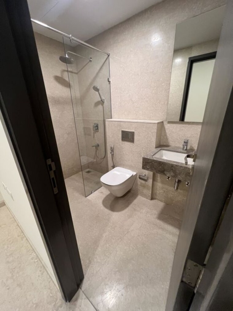 Attached Bathroom, piramal-mahalaxmi 4 Bedroom 1890 Sq.Ft. Apartment In Mahalaxmi Mumbai 10411794