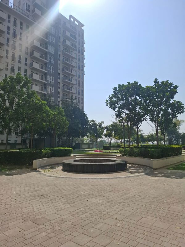 2 BHK + Pooja Room Apartment For Sale in Ireo The Corridors