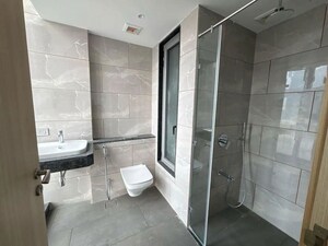 Bathroom in 4 BHK Apartment at Rustomjee Crown, Prabhadevi – for Sale