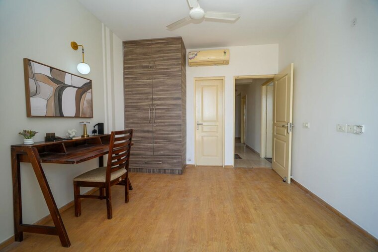 Room, chd-avenue-71 3.5 Bedroom 1743 Sq.Ft. Apartment In Sector 71 Gurgaon 10088885
