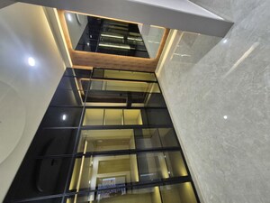 Furnished Amenities in 4 BHK Builder Floor at Sector 85 – for Sale