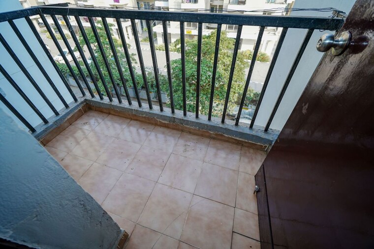 Balcony, sare-crescent-parc 3 Bedroom 1261 Sq.Ft. Apartment In Sector 92 Gurgaon 10079537