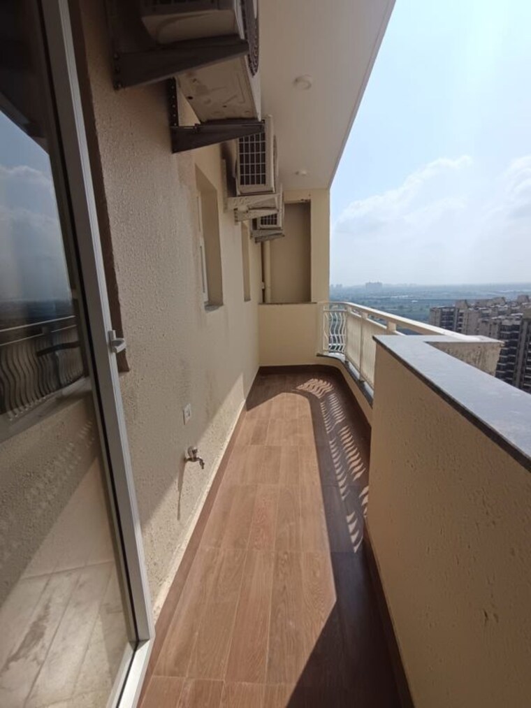 Balcony, bptp-terra 4 Bedroom 2213 Sq.Ft. Apartment In Sector 37d Gurgaon 10411848