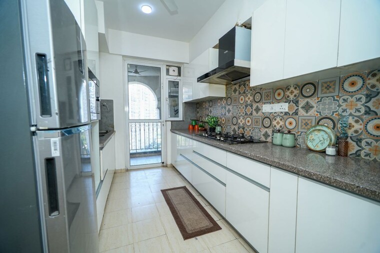 Kitchen, dlf-regal-gardens 3 Bedroom 1726 Sq.Ft. Apartment In Sector 90 Gurgaon 10079492