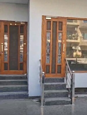 Gym in 4 BHK Independent House at Sector 26 – for Rent