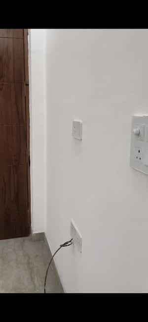 Furnished Amenities in 3 BHK Builder Floor at BPTP District Faridabad, Sector 81 – for Rent
