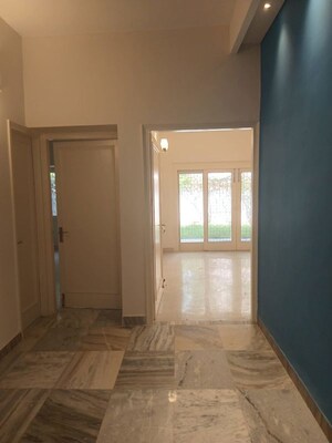 Room in 4 BHK Builder Floor at Greater Kailash I – for Rent